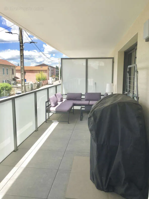 Balcon - Appartement 3 Pièces avec Terrasse à l'Ouest