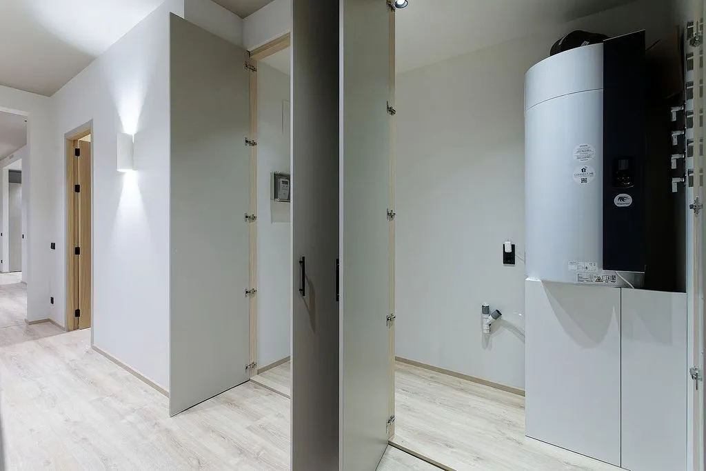 Entrée - Refurbished Flat in Modernist Building, Barcelona