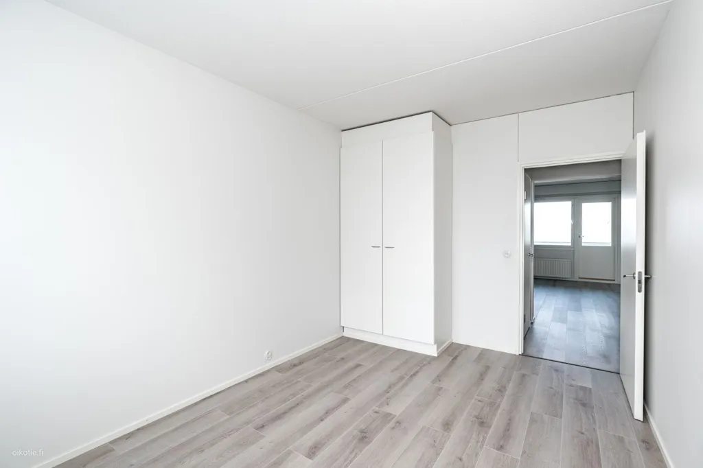 Chambres - Spacious Apartment with Balcony in Kaukajärvi