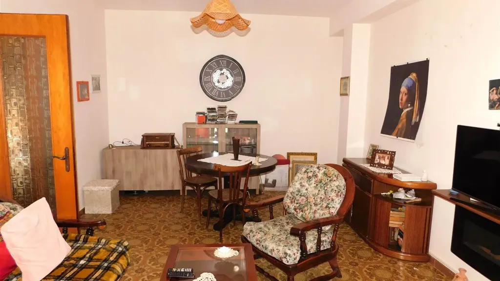 Elutuba - Spacious Apartment with Balconies in Ragusa