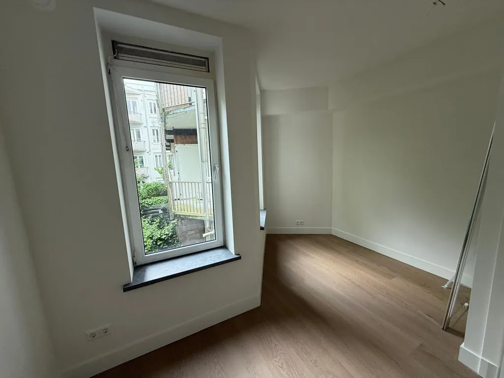 4-toaline korter asukohas Amsterdam