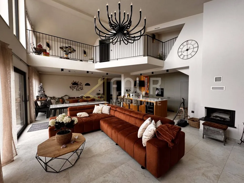 Living Room - Luxury Villa with Infinity Pool in Pazin