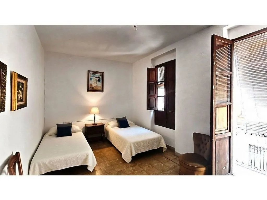 Chambres - Two-Storey House in Burriana Centre