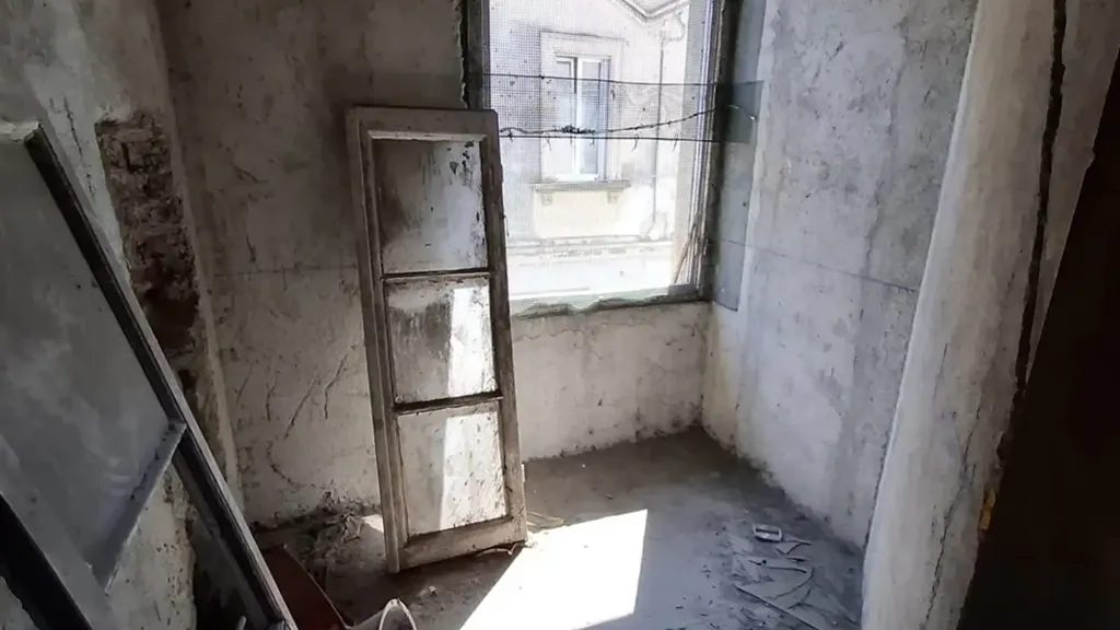 Pièces - Rustic Property for Renovation in Meda