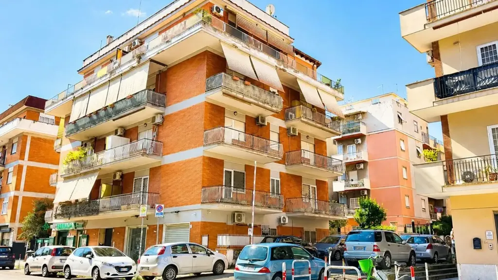 Exterior - Rented Apartment with Balconies in Rome