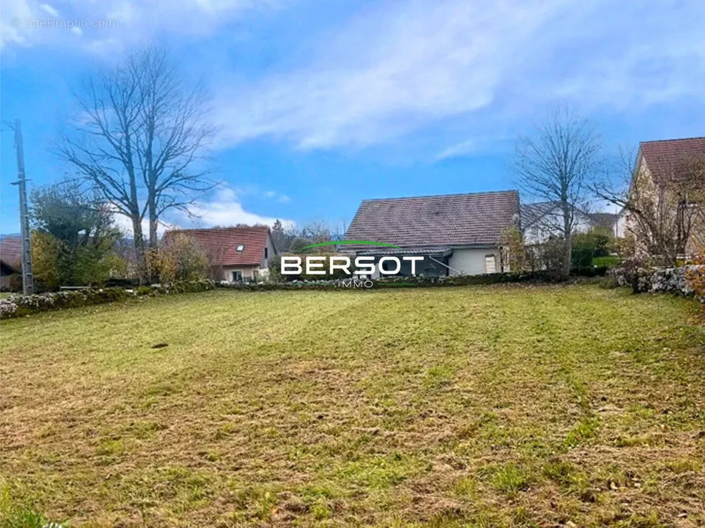 Jardin - Terrain Constructible Proche Frontière Suisse à Bélieu