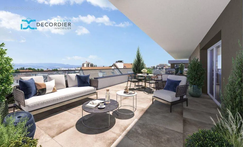 Terrass - Attic 4-Bedroom with Terrace in Thonon-les-Bains