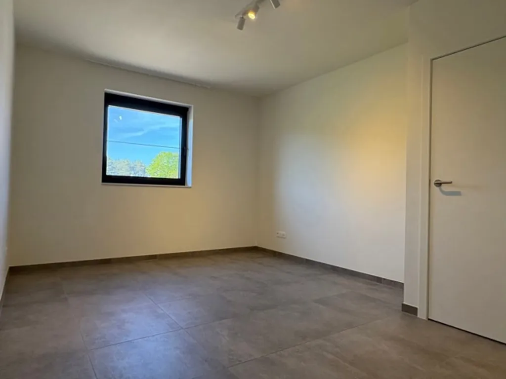 other_room