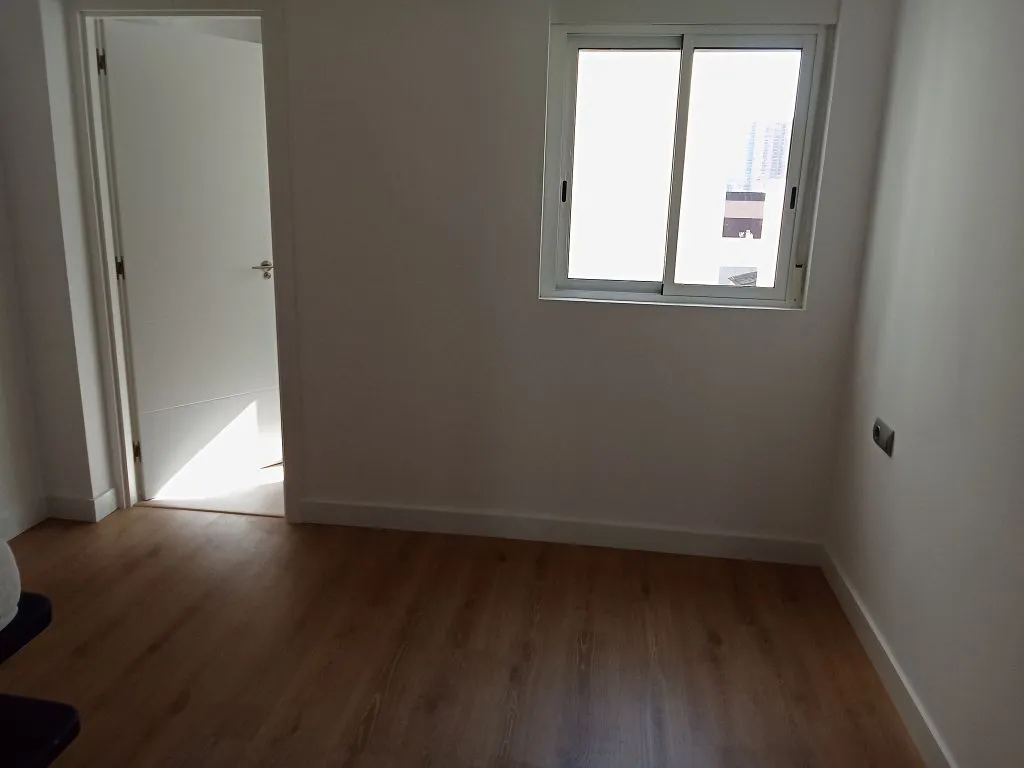 Pièces - Modern Flat with Balcony in Santa Cruz