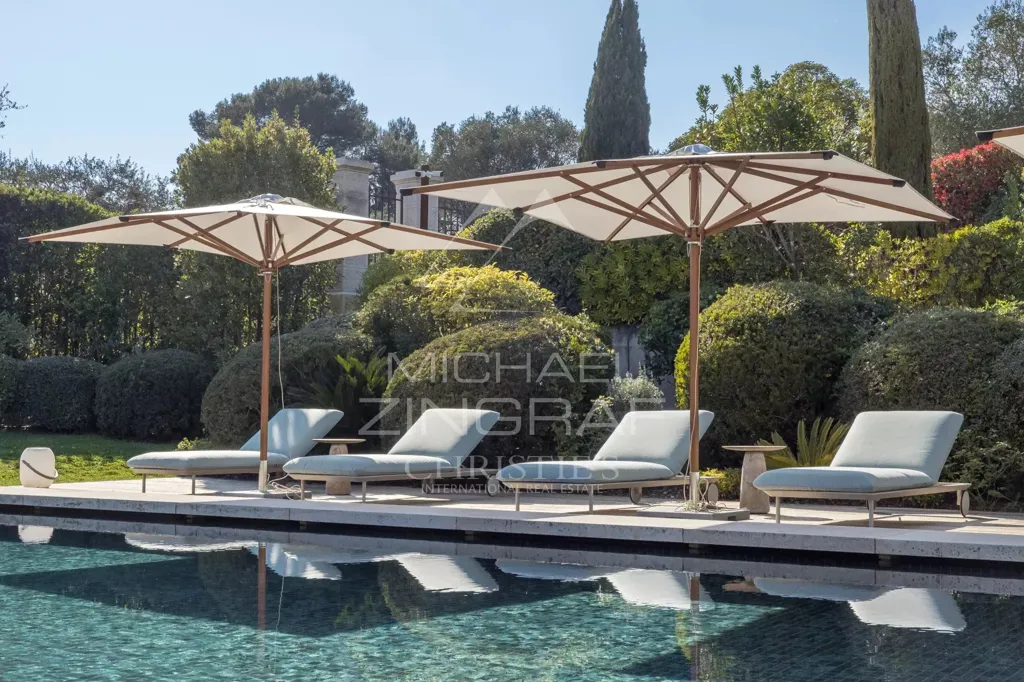 Bassein - Bastide-Style Villa with Pool in Mougins
