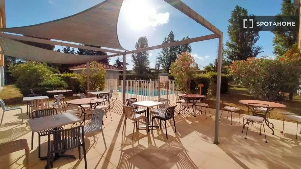 Piscina - Apartment in Carcassonne