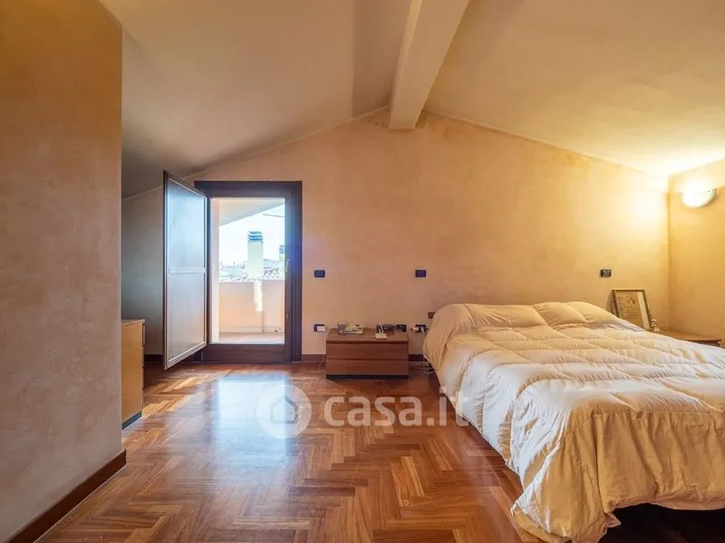 Magamistoad - Elegant Villa with Private Garden in Selargius