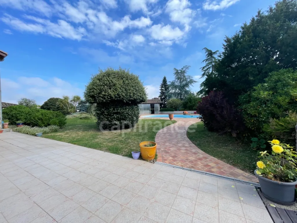 pool_area