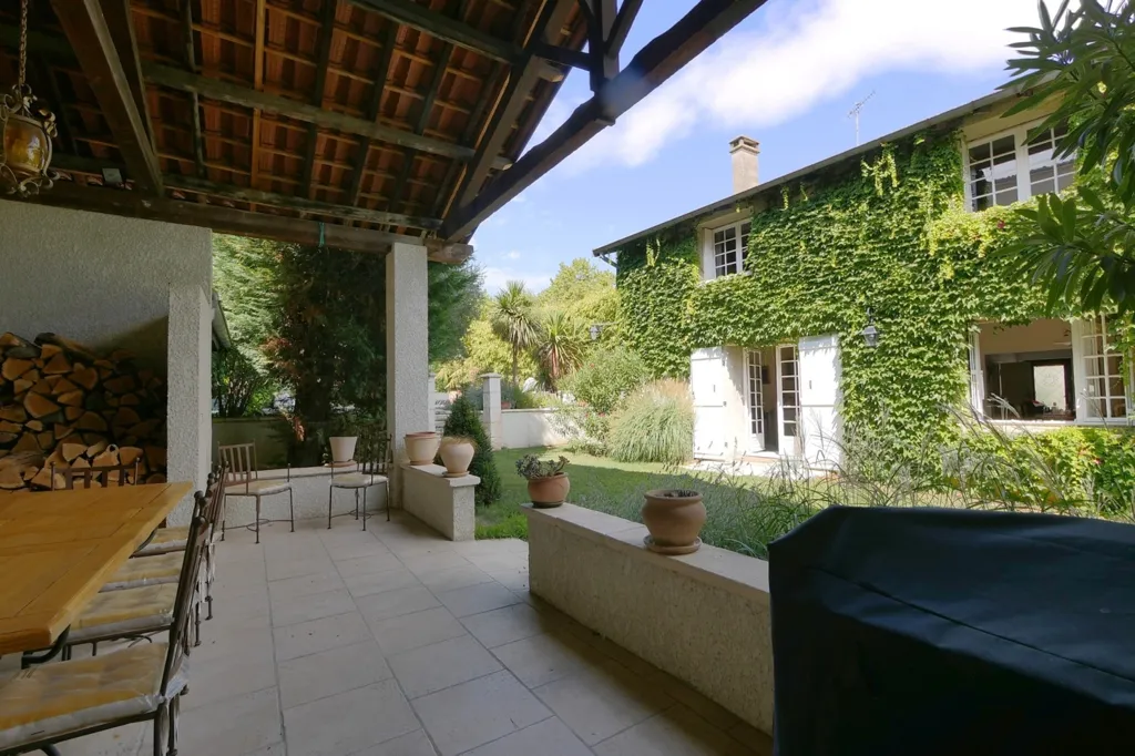 Terrazza - Family Home with Pool in Mions