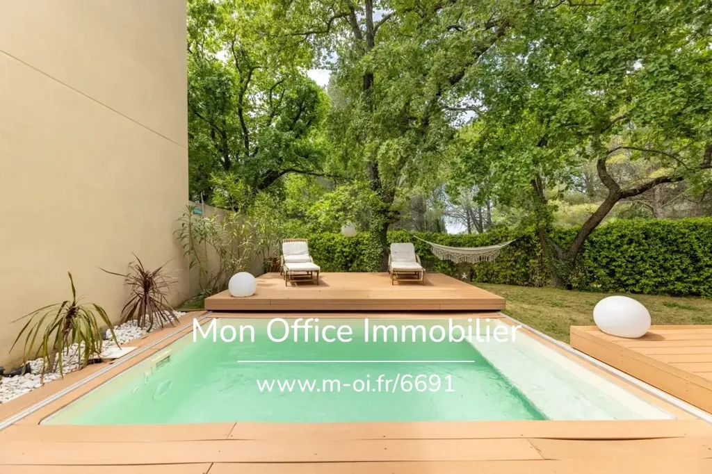 Bassein - Modern House with Pool in Saint-Cannat