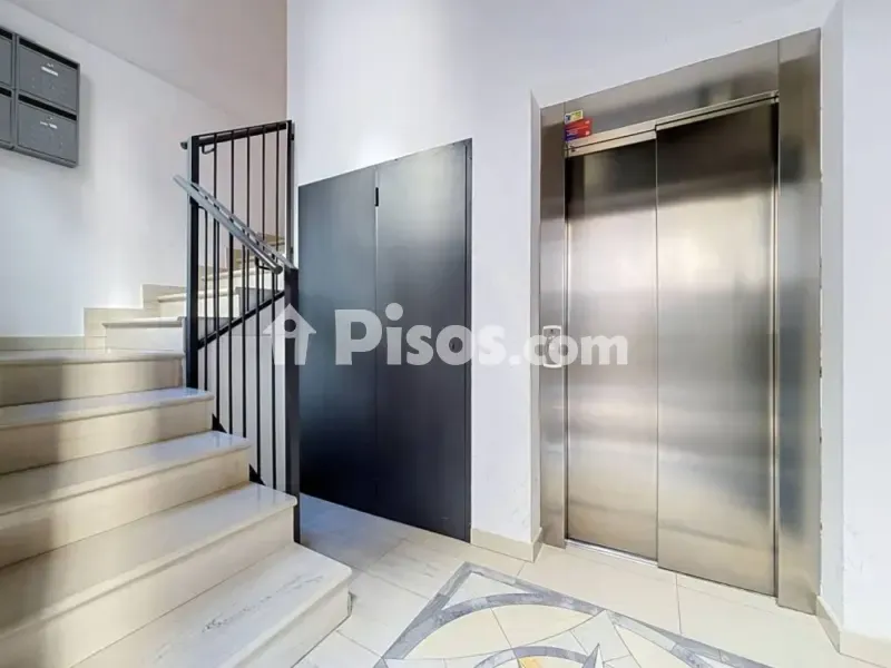 Entrée - Duplex with Balcony Views in Tudela