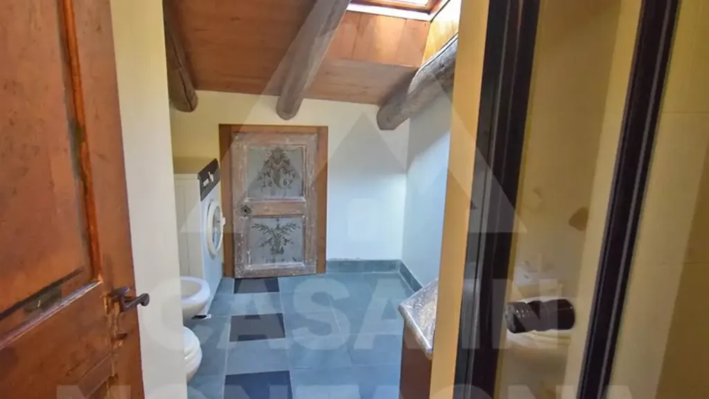 Salles de bain - Charming Mansard with Lagorai View in Daiano