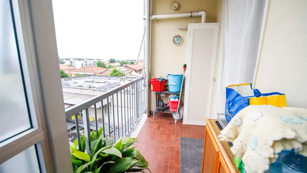 Balcon - Apartment with Balcony in Volpiano