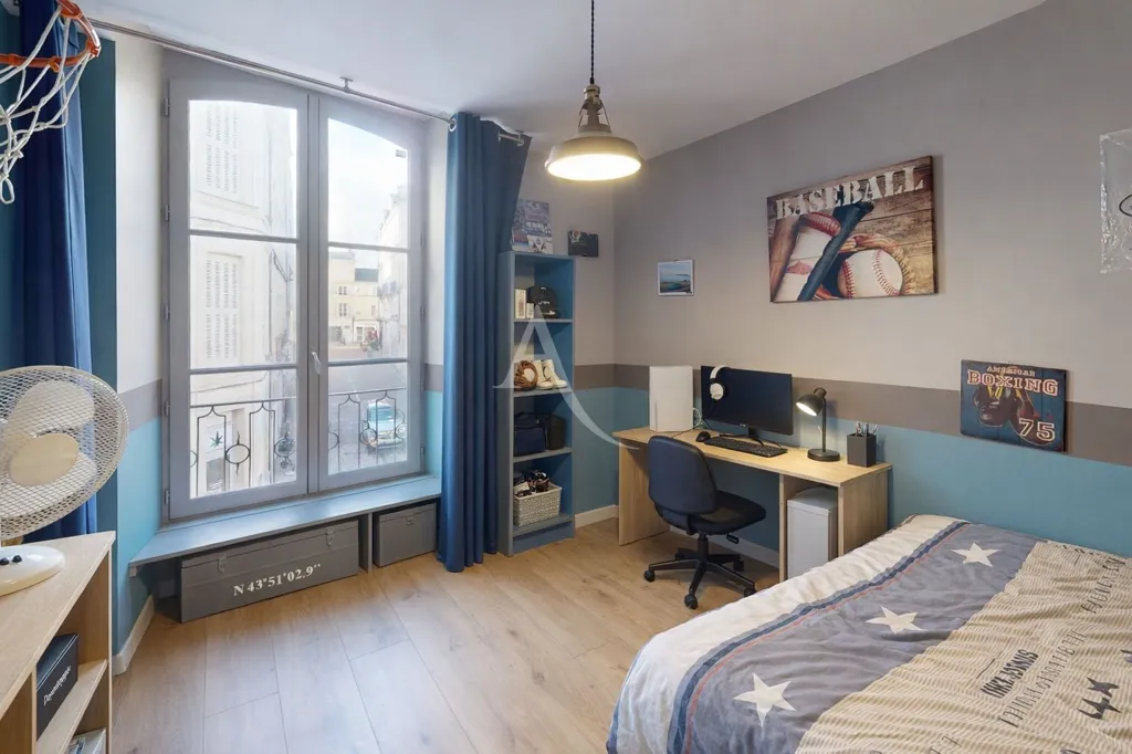 Magamistoad - City Centre Apartment with Balcony in Poitiers