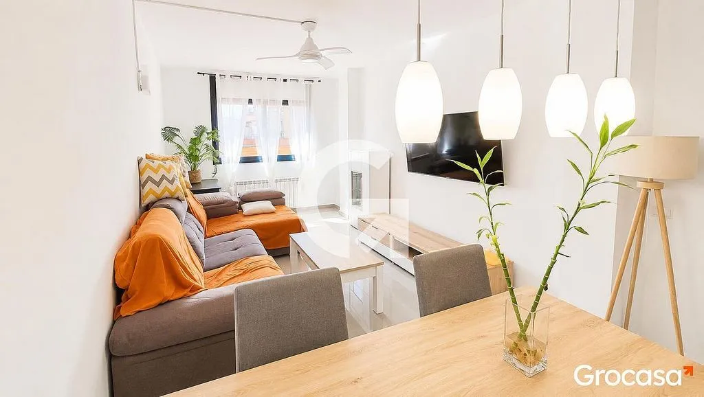Söögituba - Apartment with Parking in El Vendrell