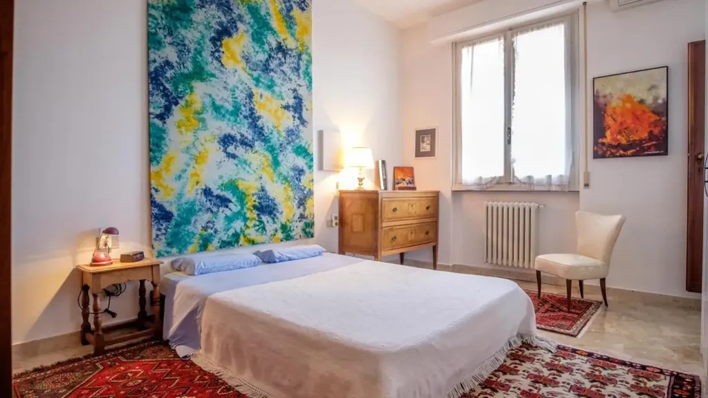 Chambres - Fully Rented Apartment with Balcony in Florence