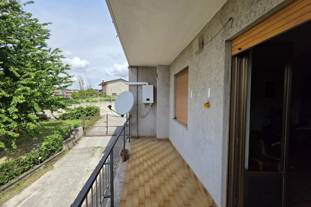 Rõdu - Rustic Apartment with Balcony in Valmontone