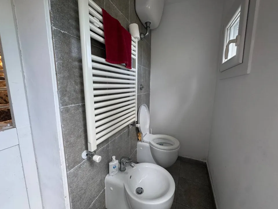 Bagni - Rustic Apartment with Sea View in Varano, Ancona