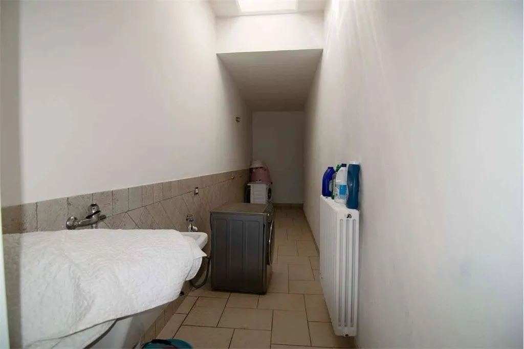 Bathrooms - Luxury Villa with Private Garden in Boltiere