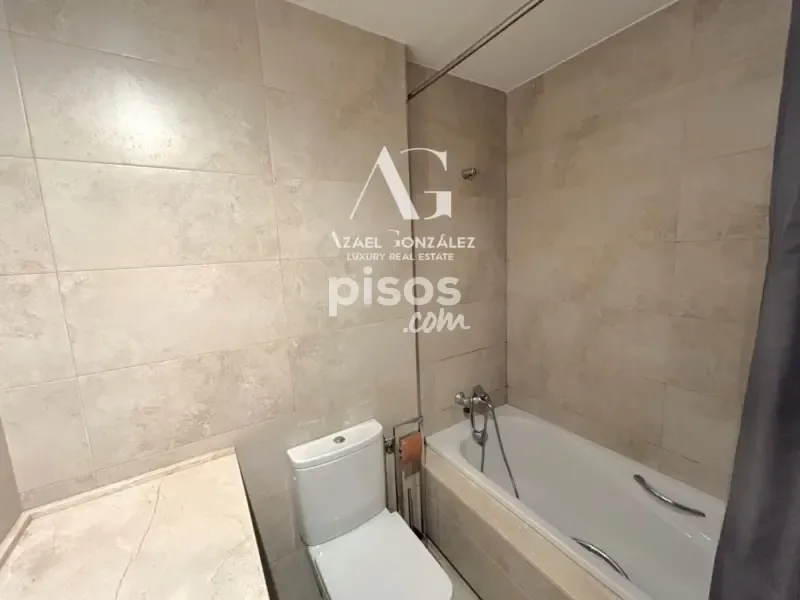 Vannitoad - Charming Flat with Patio in Torrelavega Centre