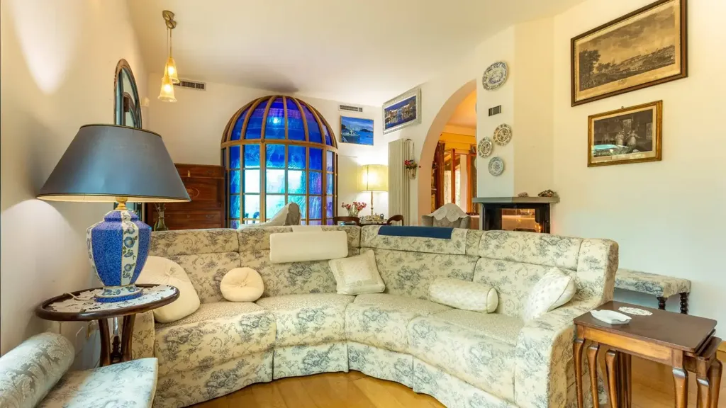 Elutuba - Luxury Villa with Private Garden in Reggello