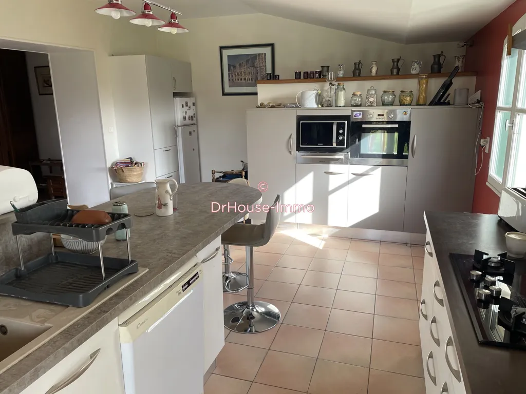 Cuisine - Maison avec Jardin Paysager à Mansle