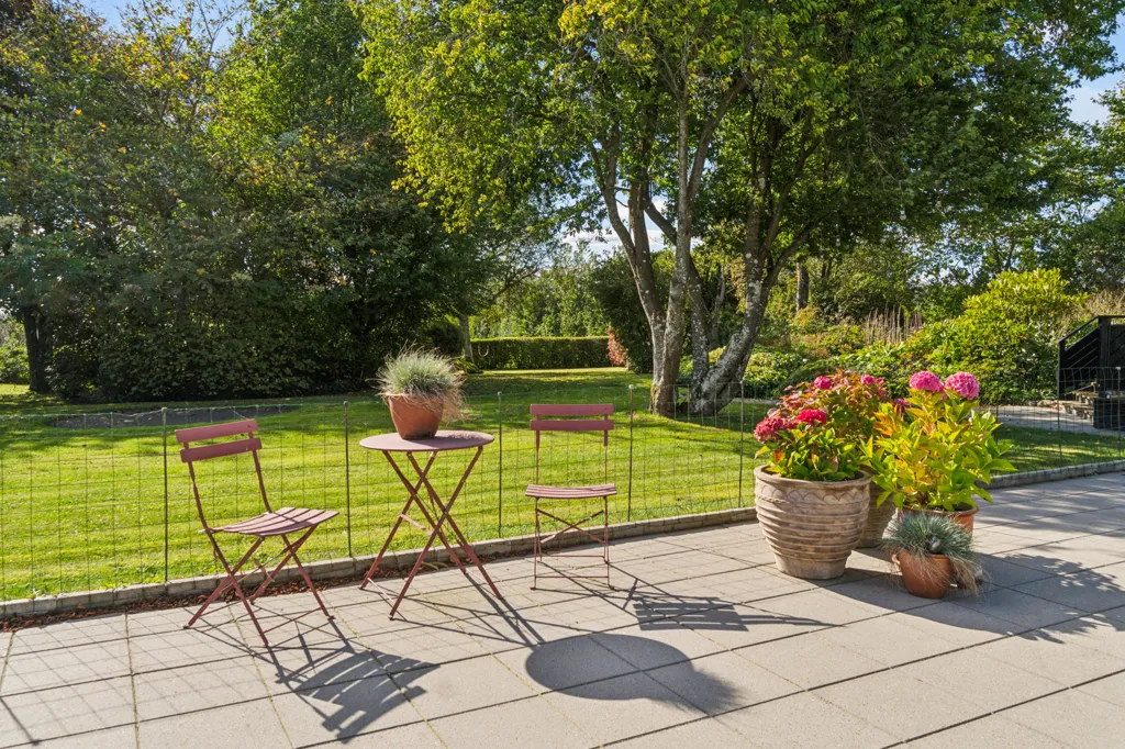 Jardin - Renovated Farmhouse with Open Fields in Låstrup
