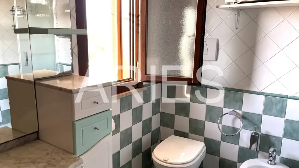 Vannitoad - Triplex with Balcony in Ardea, Largo Roma