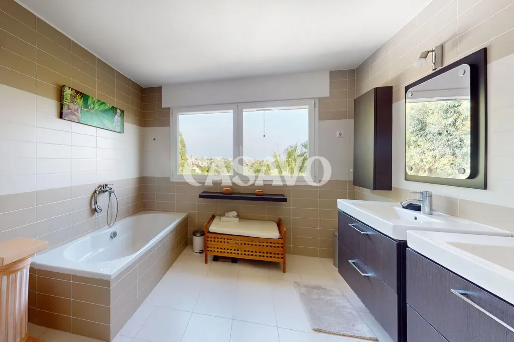 Bagni - Villa with Pool in Antibes