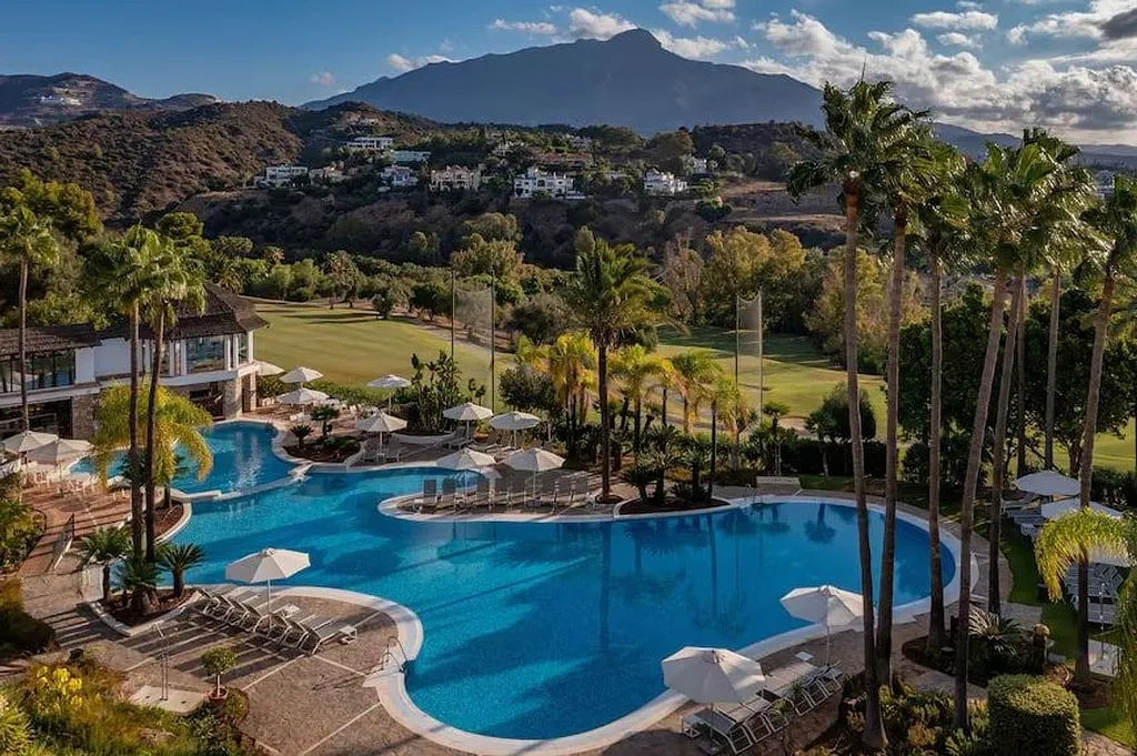 Piscina - Reformed Apartment with Pool in La Quinta, Marbella