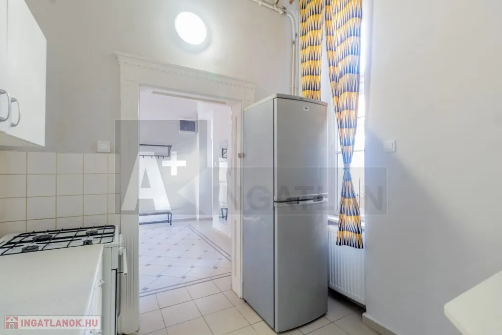 Cucina - Dual Apartment Flat with Garden Access in Szeged