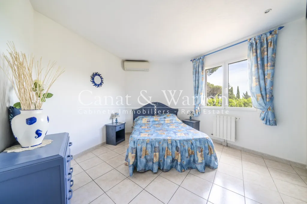 Magamistoad - Architect's Villa with Pool in Cavalaire