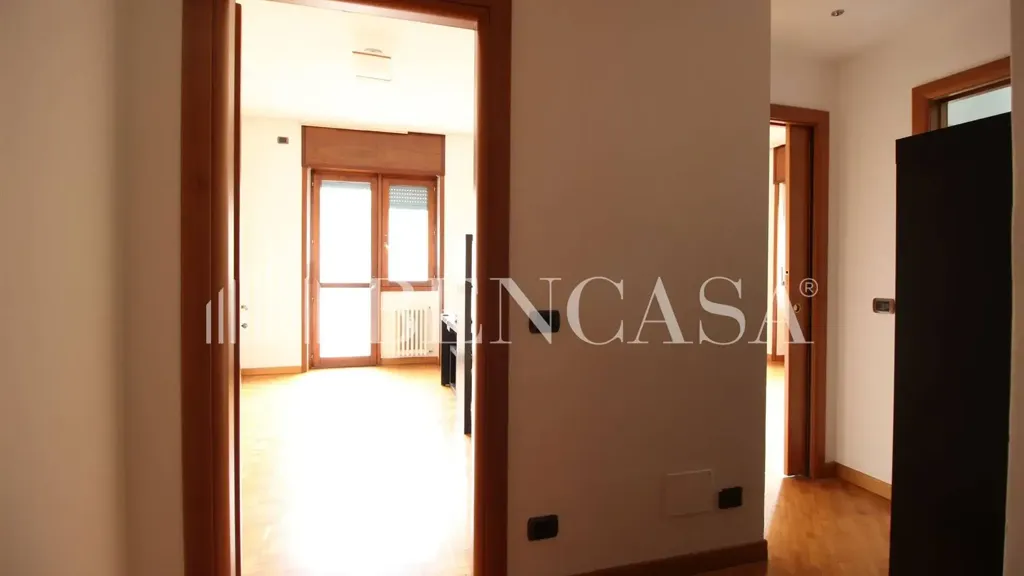 hallway_entrance