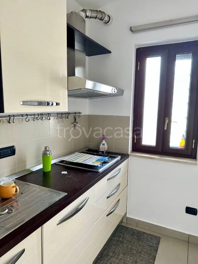 Cuisine - Penthouse with 60m² Terrace in Caserta