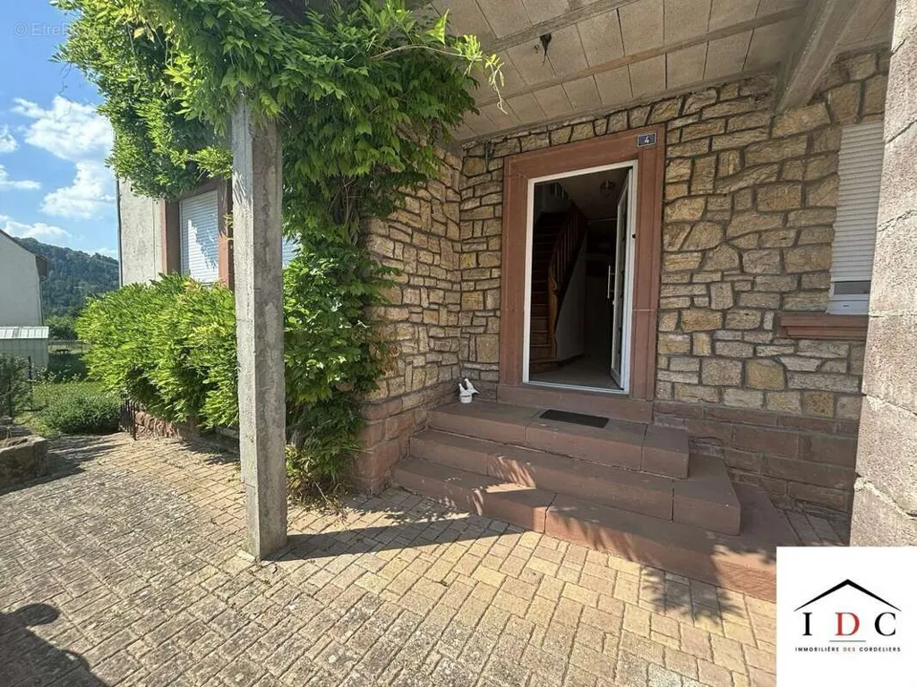 Terrasse - Maison en Pierre avec Balcon à Schaeferhof, Dabo