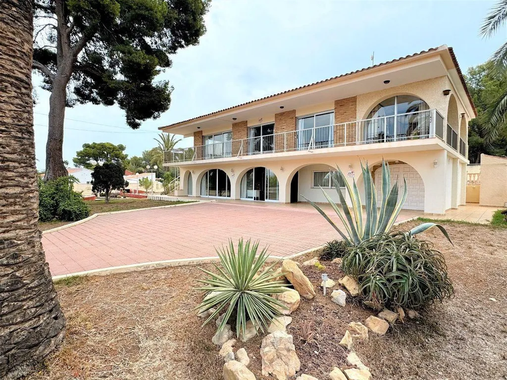 Välivaade - Chalet with Mini Golf in L'Albir-Zona Playa