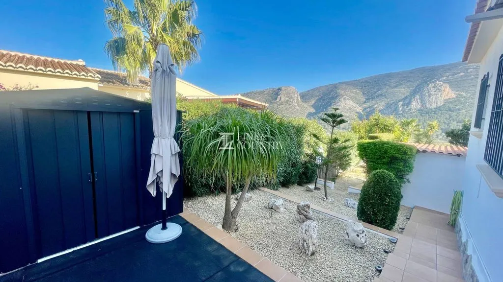 Terrass - Modern Villa with Panoramic Views in Pedreguer