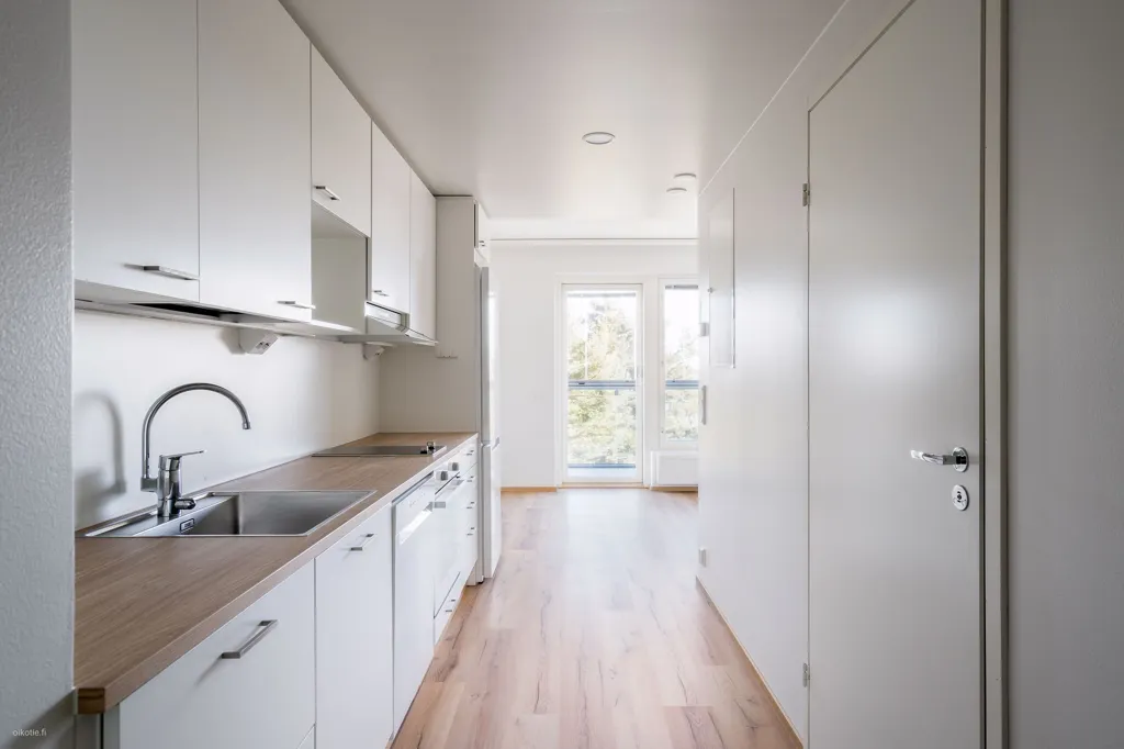 Kitchen - 1-room apartment in Espoo