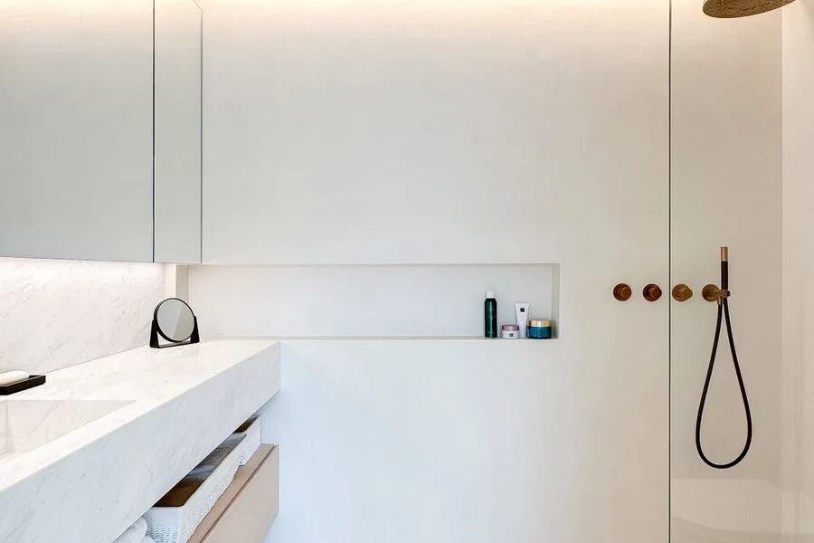 Bathrooms - Refined Duplex in Prominent Villa Residence, Zoute