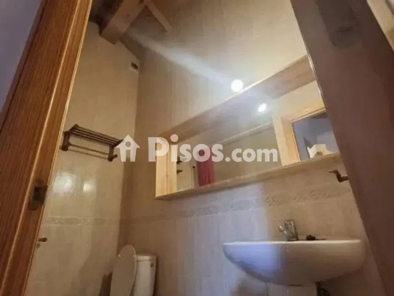 Salles de bain - Duplex with Balcony in El Molar