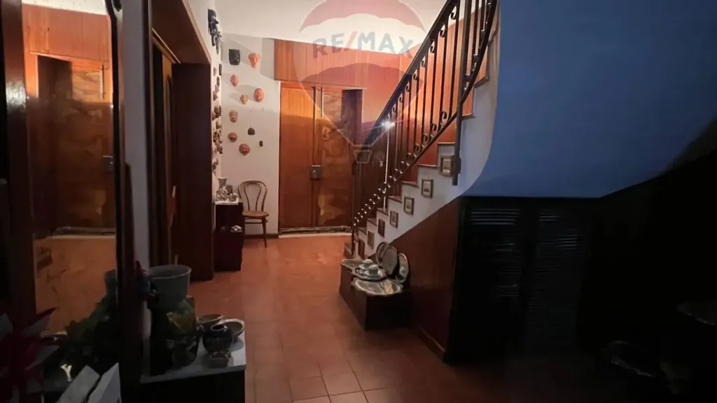 7-room house in IT