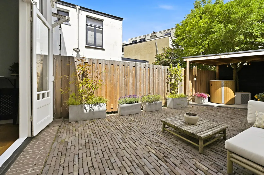 Terrasse - Gallery Flat with Water View in Delft