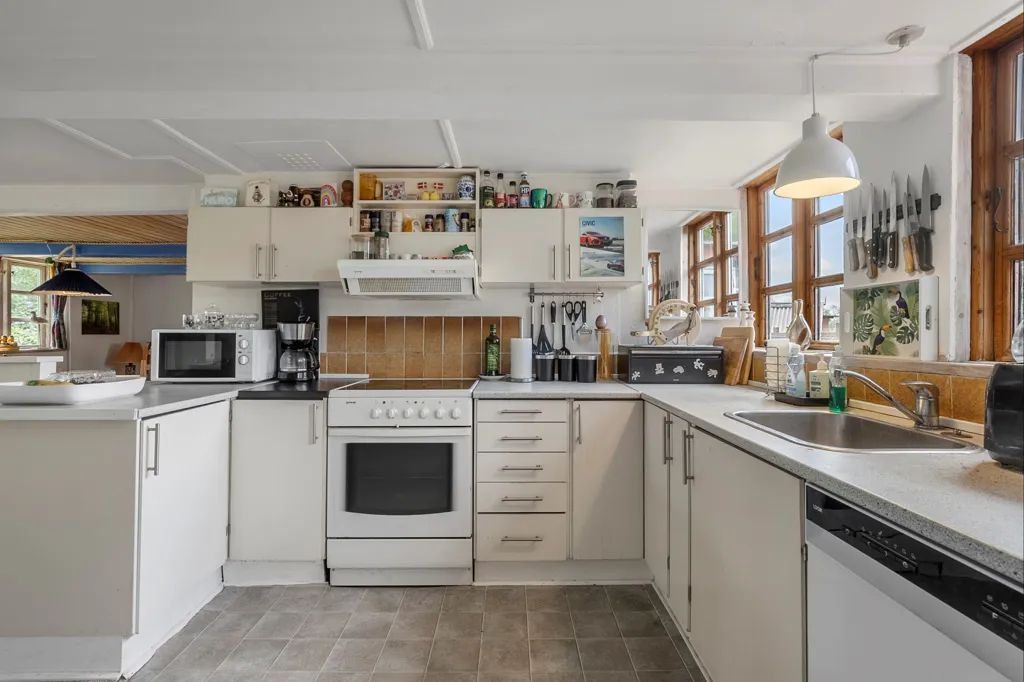 Cuisine - Historic Villa with Garden in Bogense