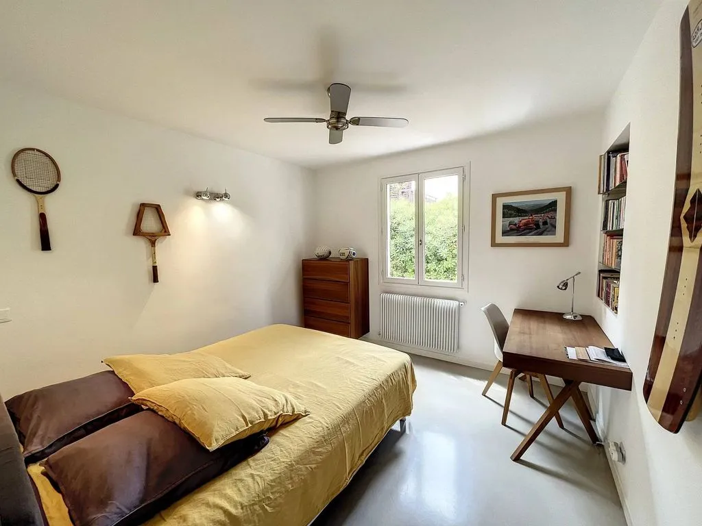 Chambres - Villa Luxueuse avec Piscine à Antibes