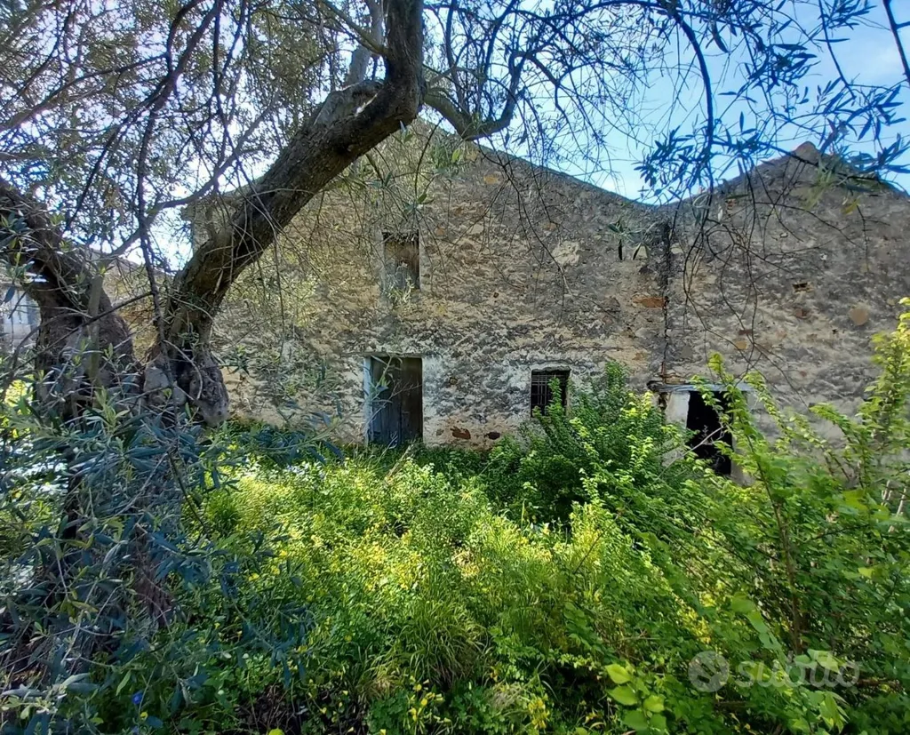 Extérieur - Rustic Land with Buildings near Cefalù
